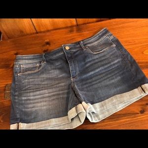 White house black market five pocket shorts